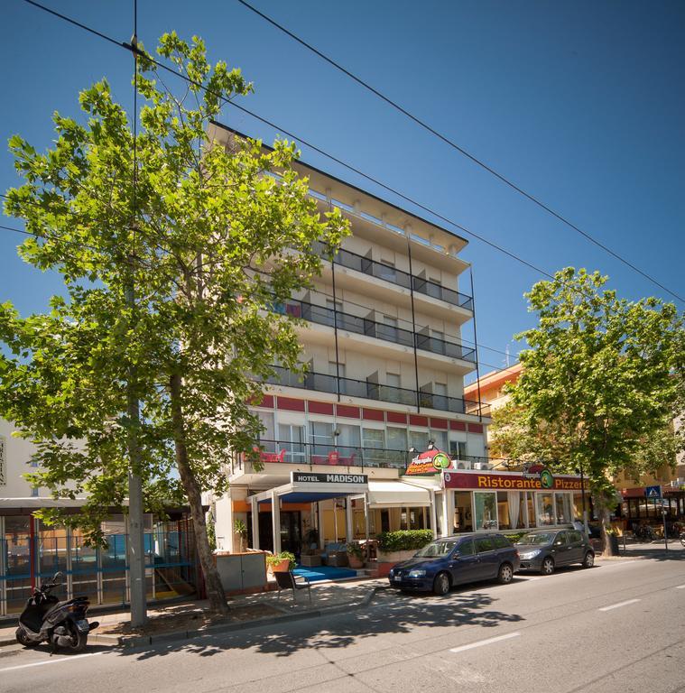 Hotel Madison Riccione Luaran gambar